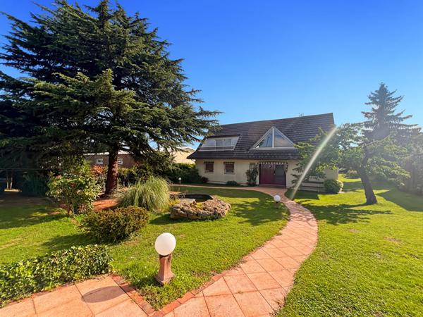 Maison familiale à DAMMARIE LES LYS