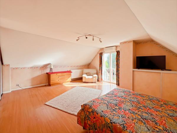 Maison familiale à DAMMARIE LES LYS