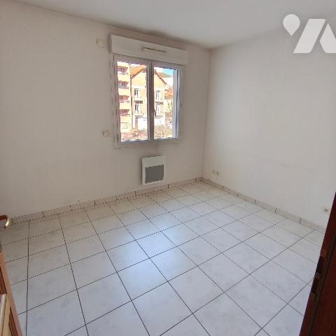 Centre-ville - Ds rés. standing 2007 - Appartement T4 de 103 m² avec ascenseur - Cave et garage ...