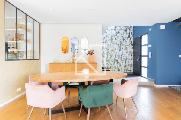 MAISON CONTEMPORAINE AVEC VUE SUR UN PARC BOISÉ
