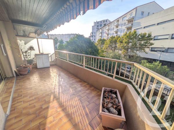 Appartement T3 à vendre  3 pièces - 64,28 m2 TOULON - 83