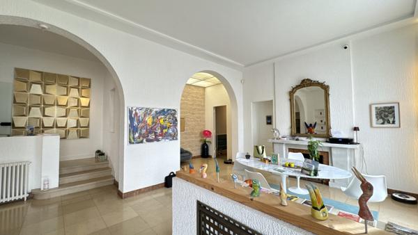 Boën-sur-Lignon (42130) Propriété magnifique Style Art Déco