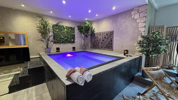 Boën-sur-Lignon (42130) Propriété magnifique Style Art Déco