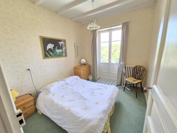 Propriété en pierre avec piscine, grange et 2,5 hectares – Proche Puymirol, Lot-et-Garonne