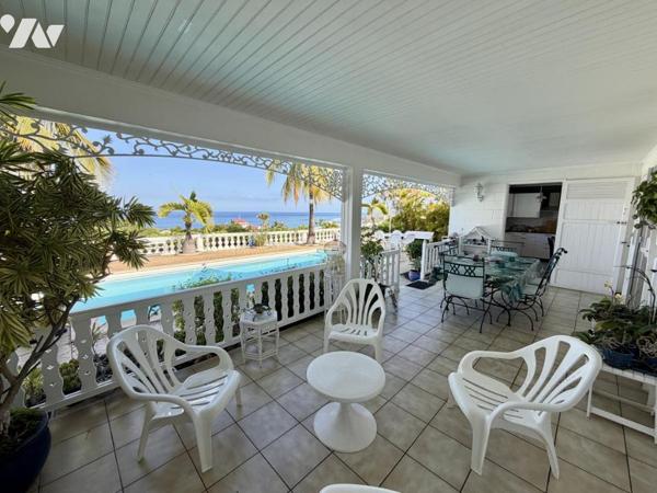 SAINT GILLES LES BAINS VILLA D'EXCEPTION A LA VUE IMPRENABLE