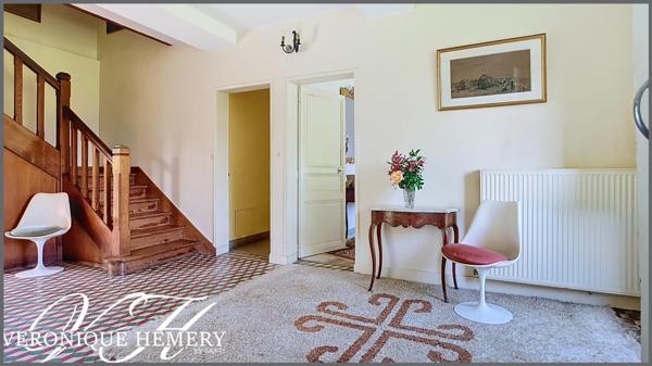 Maison de Maître édifiée sur les bords de la Sarthe avec ses fours à chaux