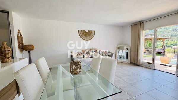 Grande maison vue mer, colline, piscine et fort potentiel locatif