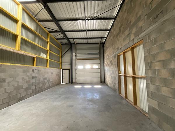 Location Local - dépôt à Dommartin (25300) proche Pontarlier