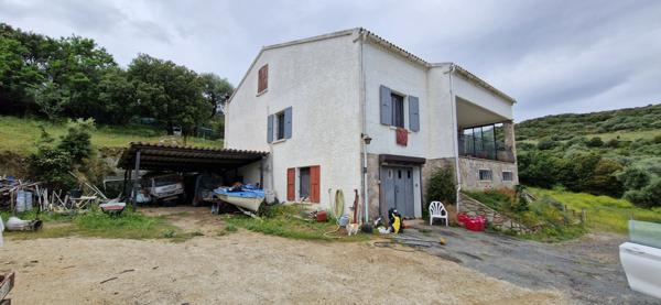 Dpt Corse (20), à vendre CASTA maison de 167m² sur 5600m² avec piscine 6X12