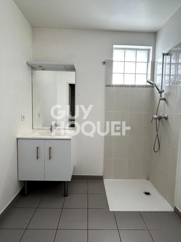 STUDIO 30m2 EN DERNIER ETAGE