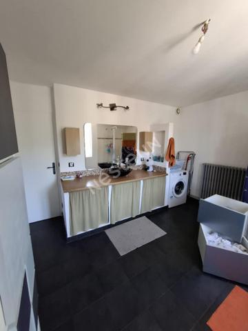 A vendre maison ATYPIQUE 117m2, Le Creusot, 3 chambres