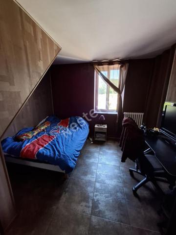 A vendre maison ATYPIQUE 117m2, Le Creusot, 3 chambres