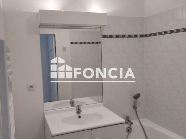 Location Appartement 2 pièces 49.11 m² - 56 RUE ROBERT SCHUMANN Villefanche Sur Saone 69400