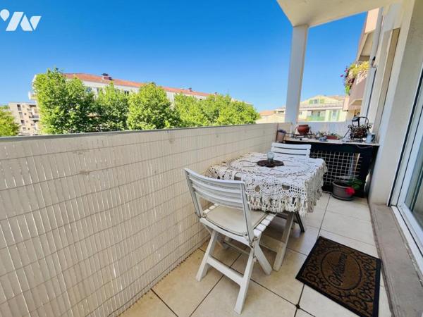 Appartement T3 à Six Fours centre ville 