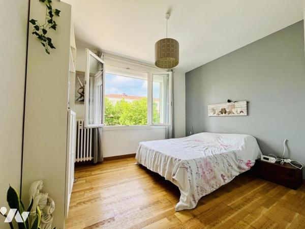 Appartement T3 à Six Fours centre ville 