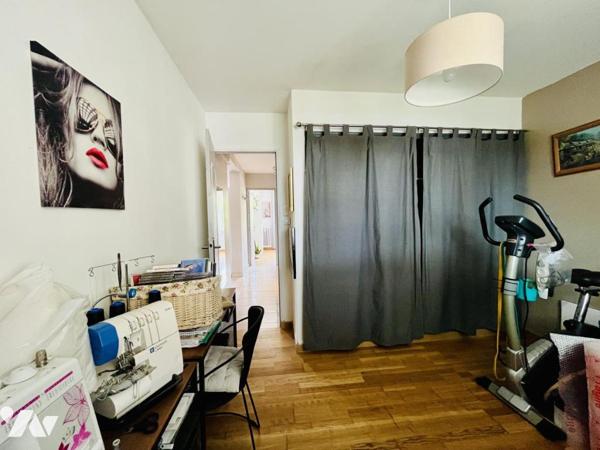 Appartement T3 à Six Fours centre ville 