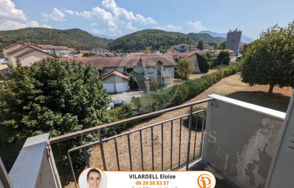 Appartement T3 58 m2 avec balcon et vue montagnes