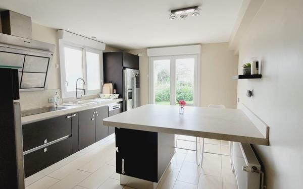 Maison à vendre    6 pièces • 143 m2 Goussainville