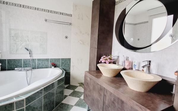 Maison à vendre    6 pièces • 143 m2 Goussainville