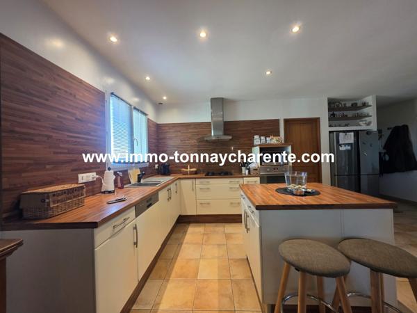 Maison avec deux studios