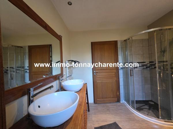 Maison avec deux studios