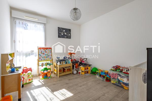 Appartement T4, 2017, 3ch, 2sdb, terrasse, garage : Besançon Justices