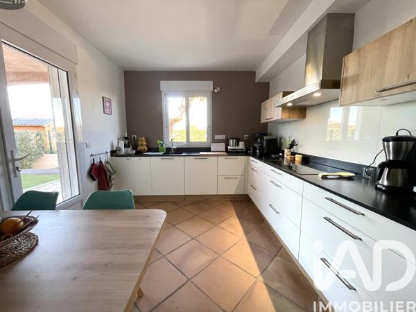 Maison à vendre 8 pièces 217 m² Coursan
