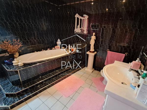 86200 LOUDUN Maison Loudun 5 pièces 179m2
