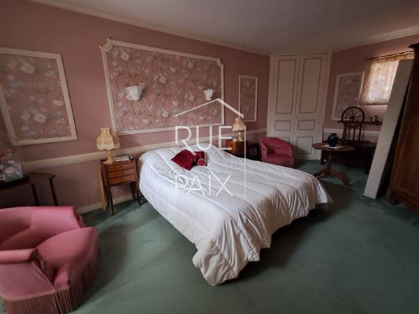 86200 LOUDUN Maison Loudun 5 pièces 179m2