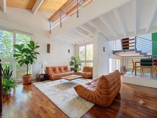 MAISON LOFT 5 CHAMBRES JARDIN GARAGE