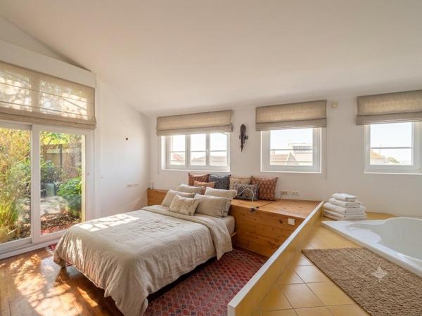 MAISON LOFT 5 CHAMBRES JARDIN GARAGE