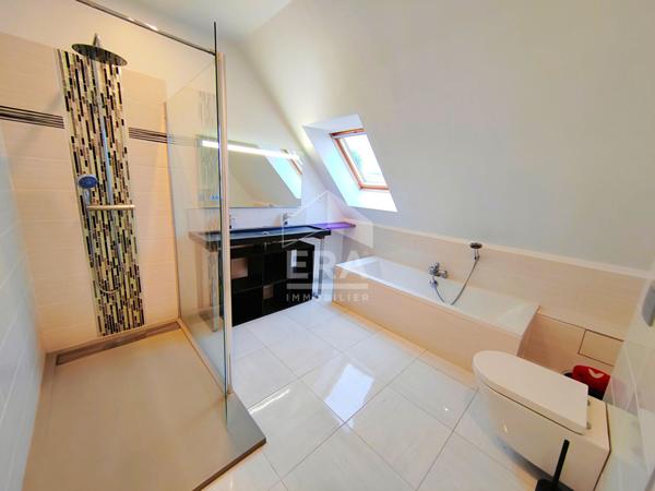 Maison T7 à vendre - VENDÔME SORTIE OUEST -  Spacieuse PàV, 5 Chbs, Classe "C"