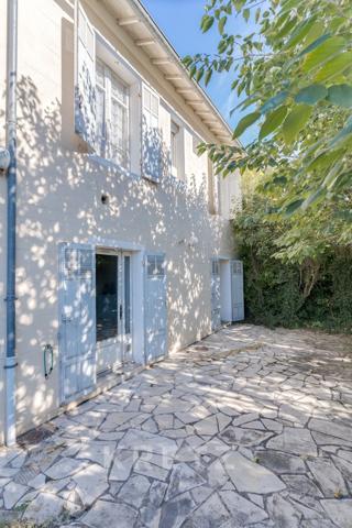 Maison 1930 à rénover avec terrain piscinable