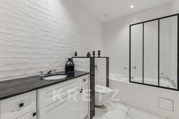 Triplex 370 m2 avec double jardin face au Bois de Boulogne