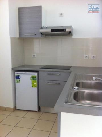 A Vendre ce beau F2 sur la résidence Citronnelle à Sainte Clotilde centre ville. INVESTISSEUR