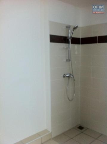 A Vendre ce beau F2 sur la résidence Citronnelle à Sainte Clotilde centre ville. INVESTISSEUR