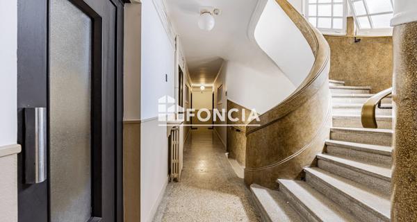 À vendre Appartement 2 pièces 39.89 m² - Paris 75015