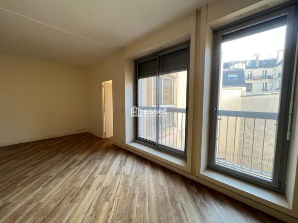 Location Appartement 2 pièces 70 m² - Paris 75017