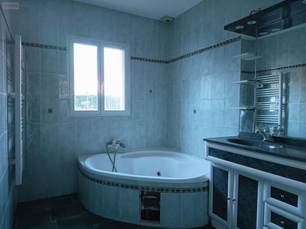 Maison individuelle à vendre à Challans en Vendée (85300), ref : VM5242-85092