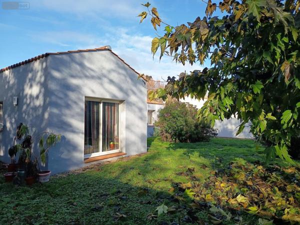 Maison individuelle à vendre à Challans en Vendée (85300), ref : VM5242-85092