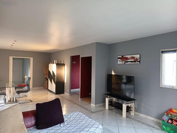 Maison individuelle à vendre à Challans en Vendée (85300), ref : VM5242-85092