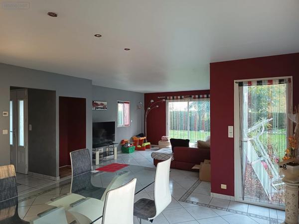 Maison individuelle à vendre à Challans en Vendée (85300), ref : VM5242-85092