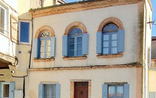 Maison à vendre    3 pièces •  Réalville