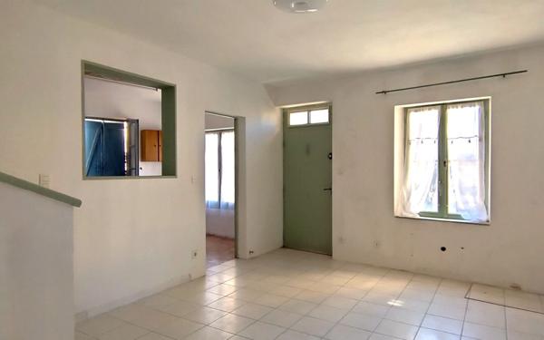 Maison à vendre    3 pièces •  Réalville