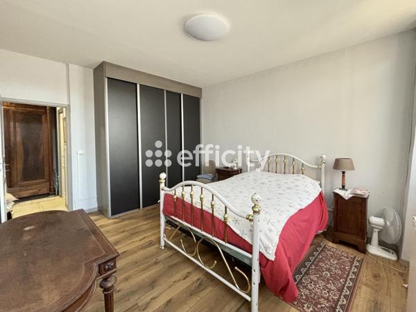 Maison 5 pièces - 169 m² Exclusivité efficity