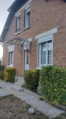 MAISON CARACTERE ANNEE 30  CLAIROIX