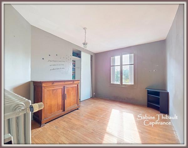 Dpt Indre et Loire (37), à vendre CHATEAU-LA-VALLIERE maison 5 pièces - 135 m2 - Grange