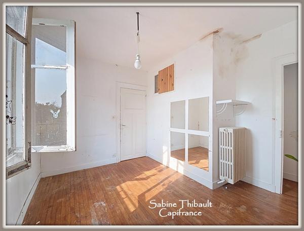 Dpt Indre et Loire (37), à vendre CHATEAU-LA-VALLIERE maison 5 pièces - 135 m2 - Grange