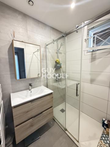 MAISON À VENDRE DE 6 PIÈCES DE 125,00 M²