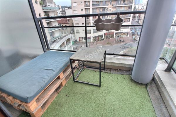 Appartement Suresnes 2 pièce(s) 37 m2